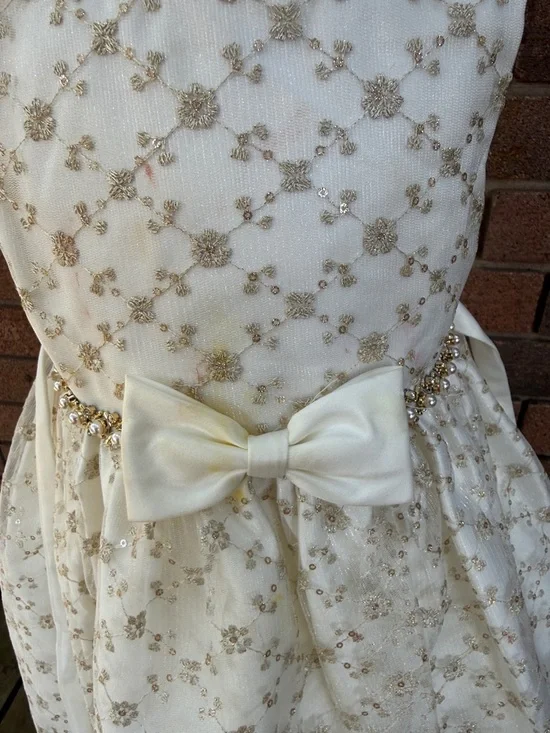 American Princess Cream Dress with Gold Lace Accents Size 4 - Picture 3 of 5